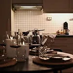 Feeling In The Center Of Appartement *